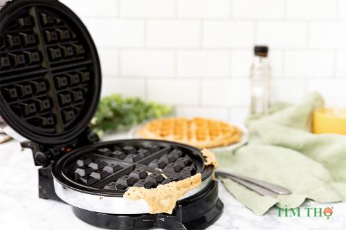 Cách làm sạch máy làm bánh Waffle dễ dàng