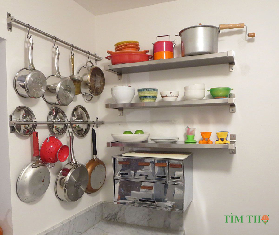 13 Cách sắp xếp nắp nồi thông minh trong nhà bếp